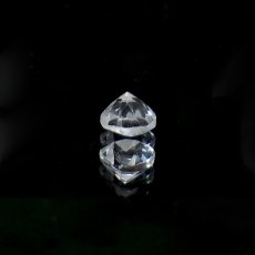 画像3: ペタライト ルース 約0.2ct ラウンドカット ブラジル産 葉長石 Petalite 裸石 鉱物 浄化 お守り 天然石 パワーストーン カラーストーン (3)