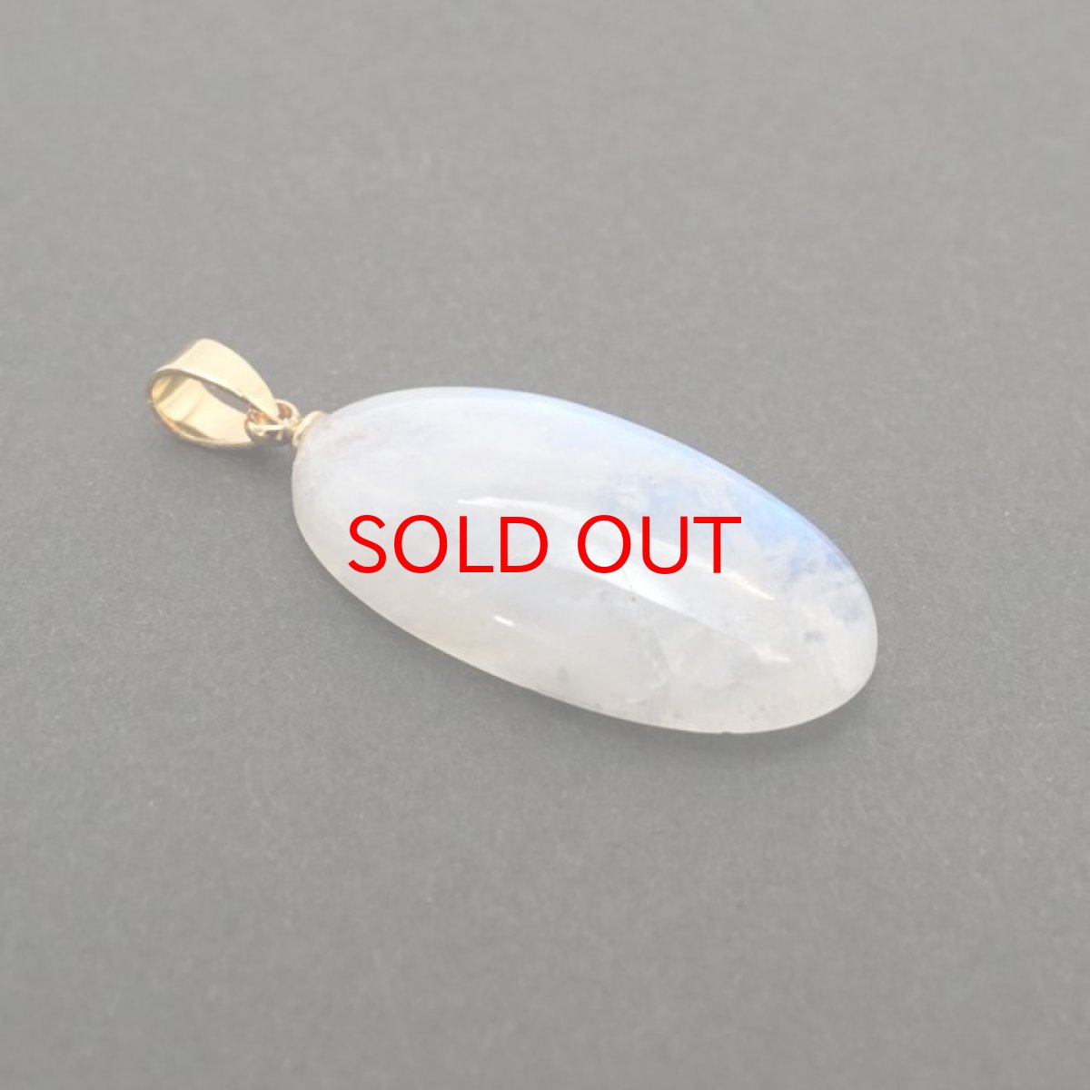 画像3: 【 一点もの 】 ロイヤルブルームーンストーン ペンダントトップ 5.3g 楕円形 スリランカ産 日本製 ゴールド Moon stone ムーンストーン ブルー 6月誕生石 ネックレス 天然石 パワーストーン カラーストーン (3)