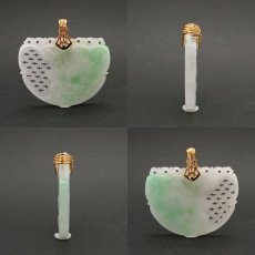 画像2: 翡翠 彫り物 蝙蝠×如意 ミャンマー産 Jade Jadeite ひすい ヒスイ 一点物 彫りもの ペンダントトップ お守り 天然石 パワーストーン 【証明書つき】 カラーストーン (2)