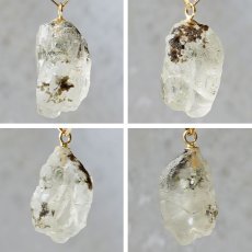 画像2: フェナカイト 5.7ct ペンダントトップ ロシア産 K18 ラフ 原石 【 一点もの 】 Phenakite 日本製 希少石 フェナス石 ネックレス パワーストーン 浄化 (2)