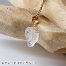 画像3: フェナカイト 3.9ct ペンダントトップ ロシア産 K18 ラフ 原石 【 一点もの 】 Phenakite 日本製 希少石 フェナス石 ネックレス パワーストーン 浄化 (3)