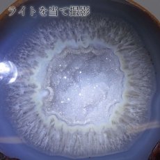 画像5: トレジャーメノウ ブラジル産 treasure agate 台付き 一点物 聚宝盆 瑪瑙 原石 龍穴 正月 新年 飾り物 レア クラスター 金運 浄化 置き物 天然石 パワーストーン カラーストーン (5)