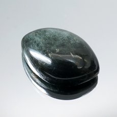 画像3: アクチノライト ルース 14.3ct ロシア産 Actinolite 一点もの 変形 希少石 裸石 天然石 パワーストーン (3)