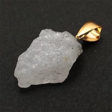 画像3: フェナカイト 6.20ct ペンダントトップ ロシア産 K18 ラフ 原石 【 一点もの 】 Phenakite 日本製 希少石 フェナス石 ネックレス パワーストーン 浄化 (3)