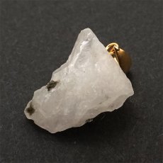 画像3: フェナカイト 7.40ct ペンダントトップ ロシア産 K18 ラフ 原石 【 一点もの 】 Phenakite 日本製 希少石 フェナス石 ネックレス パワーストーン 浄化 (3)