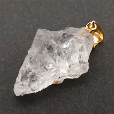 画像3: フェナカイト 8.60ct ペンダントトップ ロシア産 K18 ラフ 原石 【 一点もの 】 Phenakite 日本製 希少石 フェナス石 ネックレス パワーストーン 浄化 (3)