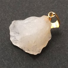 画像3: フェナカイト 7.50ct ペンダントトップ ロシア産 K18 ラフ 原石 【 一点もの 】 Phenakite 日本製 希少石 フェナス石 ネックレス パワーストーン 浄化 (3)