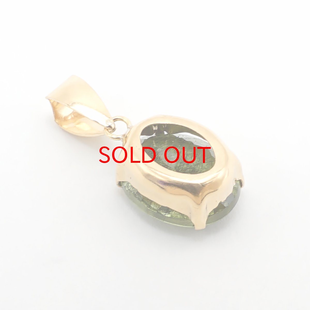 画像4: 【SALE 20%OFF】 ルドウィジャイトインペリドット K18 ペンダントトップ 9×7mm オーバルカット パキスタン産 日本製 ペリドット 8月誕生石 希少石 天然石 パワーストーン カラーストーン (4)