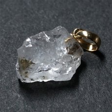 画像3: フェナカイト 4.70ct ペンダントトップ ロシア産 K18 ラフ 原石 【 一点もの 】 Phenakite 日本製 希少石 フェナス石 ネックレス パワーストーン 浄化 (3)