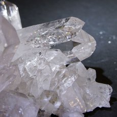 画像3: 《高品質》 ゼッカデソーザ水晶 原石 クラスター 256.9g 【一点物】 ブラジル・ゼッカデソーザ産 Zecadesouza Quartz 稀少石 浄化 天然石 パワーストーン カラーストーン (3)