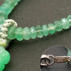画像3: ミャンマー翡翠×エメラルド 彫り物 ネックレス Jade Jadeite emerald 一点もの ひすい ヒスイ 手彫り お守り カラーストーン (3)