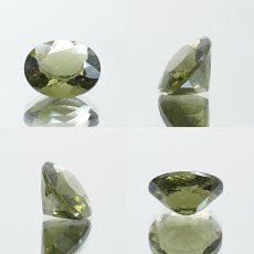 画像2: モルダバイト ルース 2.65ct チェコ産  一点物  オーバルカット moldavite 天然ガラス 隕石 才能 能力 エネルギー モルダヴ石 超希少原石 天然石 パワーストーン カラーストーン (2)