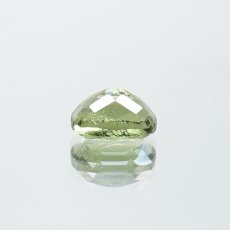 画像3: モルダバイト ルース 1.9ct チェコ産  スクエアカット moldavite 天然ガラス 隕石 才能 能力 エネルギー モルダヴ石 超希少原石 天然石 パワーストーン カラーストーン (3)