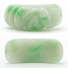 画像2: ミャンマー翡翠 蛇×古銭 彫り物 ブレストップ 【 一点もの 】 Jade Jadeite ひすい ヒスイ 翡翠 お守り 彫物 天然石 パワーストーン カラーストーン (2)