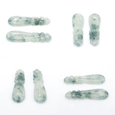 画像2: 氷翡翠 如意 彫り物 ピアス ペア 【 一点もの 】 Jade Jadeite ミャンマー翡翠 ひすい ヒスイ 翡翠 お守り 彫物 天然石 パワーストーン カラーストーン (2)