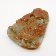 画像5: ミャンマー翡翠 麒麟 彫り物 【 一点もの 】 Jade Jadeite ひすい ヒスイ 翡翠 お守り 彫物 天然石 パワーストーン カラーストーン (5)