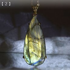 画像4: ラブラドライト ペンダントトップ SV925 11.4g マダガスカル産 一点物 ゴールド labradorite 天然石 パワーストーン カラーストーン (4)