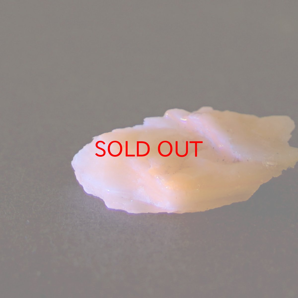 画像4: 北海道蛍光オパール 原石 約1.14g 北海道産 一点もの 天然石 パワーストーン カラーストーン (4)