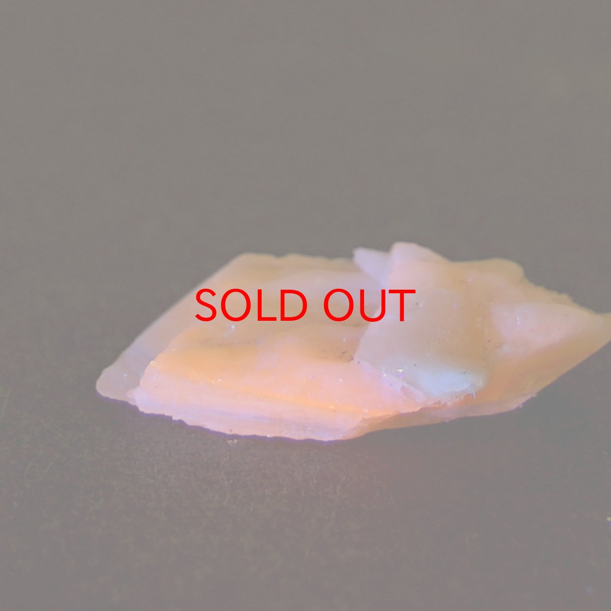 画像5: 北海道蛍光オパール 原石 約1.14g 北海道産 一点もの 天然石 パワーストーン カラーストーン (5)