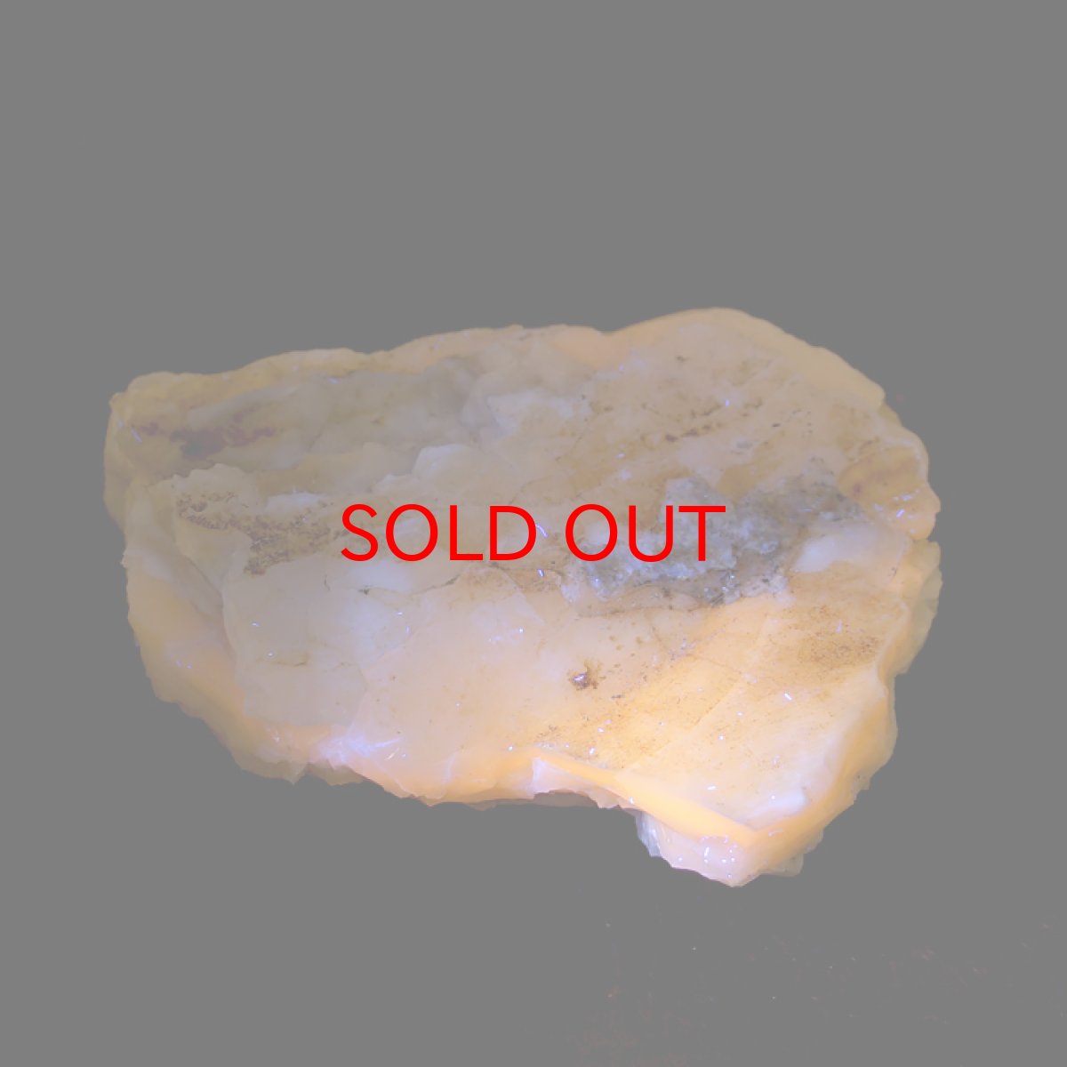 画像2: 北海道蛍光オパール 原石 約29.5g 北海道産 【 一点もの 】 天然石 パワーストーン カラーストーン (2)