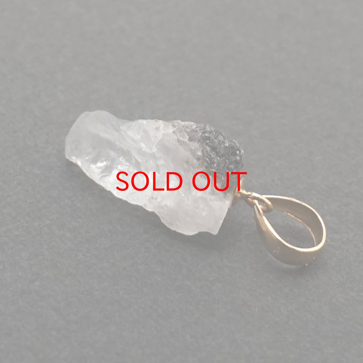 画像3: フェナカイト 3.0ct ペンダントトップ ロシア産 K18 ラフ 原石 【 一点もの 】 Phenakite 日本製 希少石 パワーストーン (3)