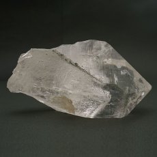 画像2: メルマウンテンクリスタル原石 約548g インド リシケシ（シャークスフィン）産 台付き (2)