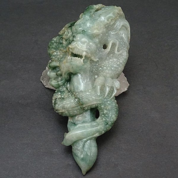 開運‼️ミャンマー産A貨黒翡翠 龍上観音様、御龍観音様ネックレス 鑑定