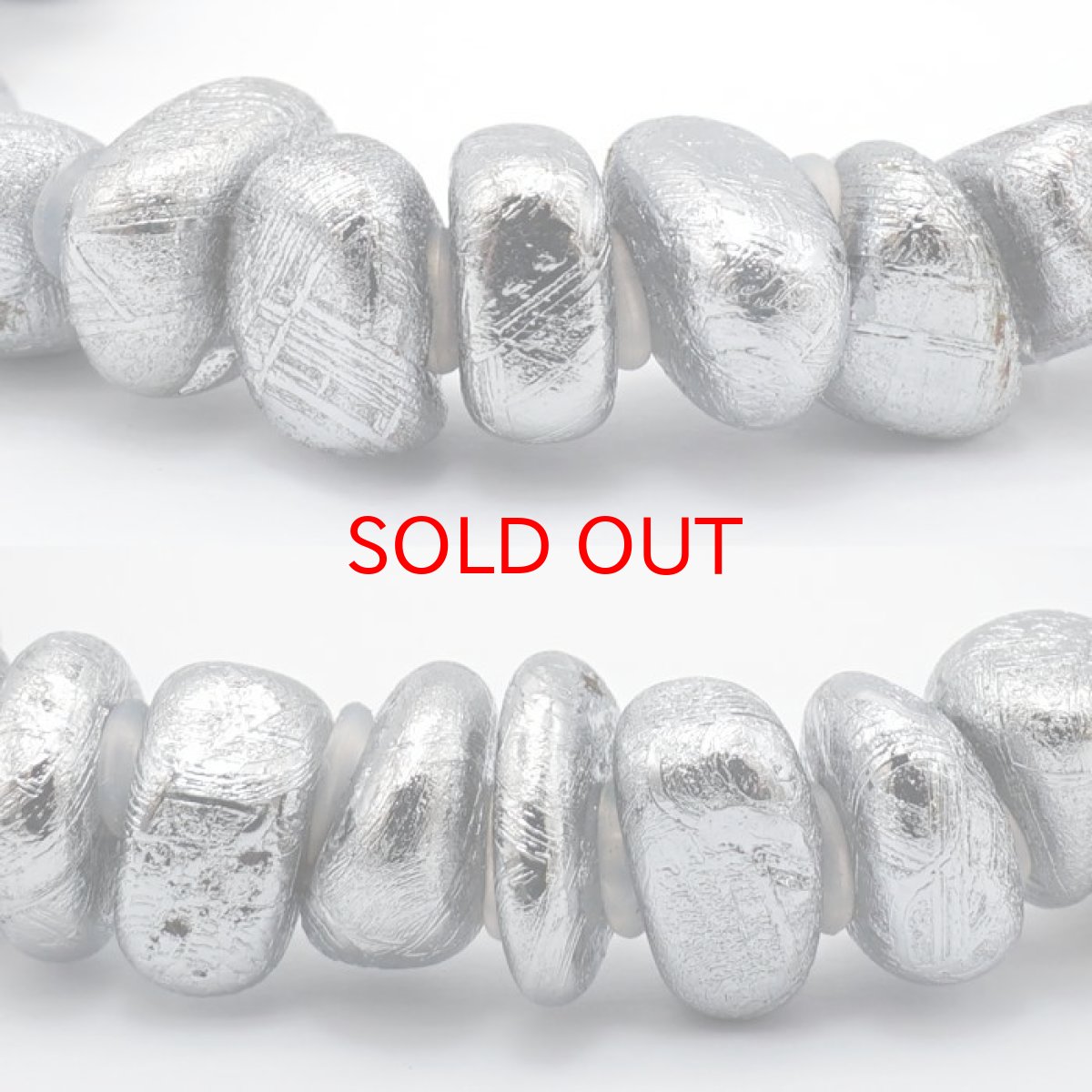 画像2: ギベオン タンブル型 ブレスレット ナミビア産 【一点物】 メッキ加工 宇宙のパワー 隕石 チャネリング 浄化 天然石 パワーストーン カラーストーン (2)