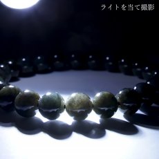 画像4: 糸魚川翡翠 8mm ブラックグリーングレー 新潟県産 【一点物】 日本銘石 希少 国石 5月誕生石 糸魚川ひすい 天然石 パワーストーン カラーストーン (4)