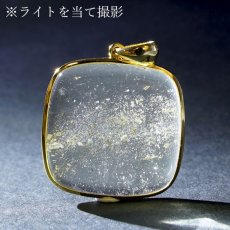 画像4: リビアングラス SV925 ペンダントトップ スクエア リビア砂漠産 【 一点もの 】 インパクトガラス Libyan Glass 隕石 天然ガラス テクタイト 希少 レア 天然石 パワーストーン (4)