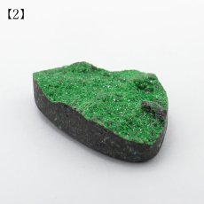 画像6: 【 一点もの 】ウバロバイトガーネット ルース 10.3ct ロシア産 レアストーン 希少 Uvarovite garnet 天然石 カラーストーン パワーストーン (6)