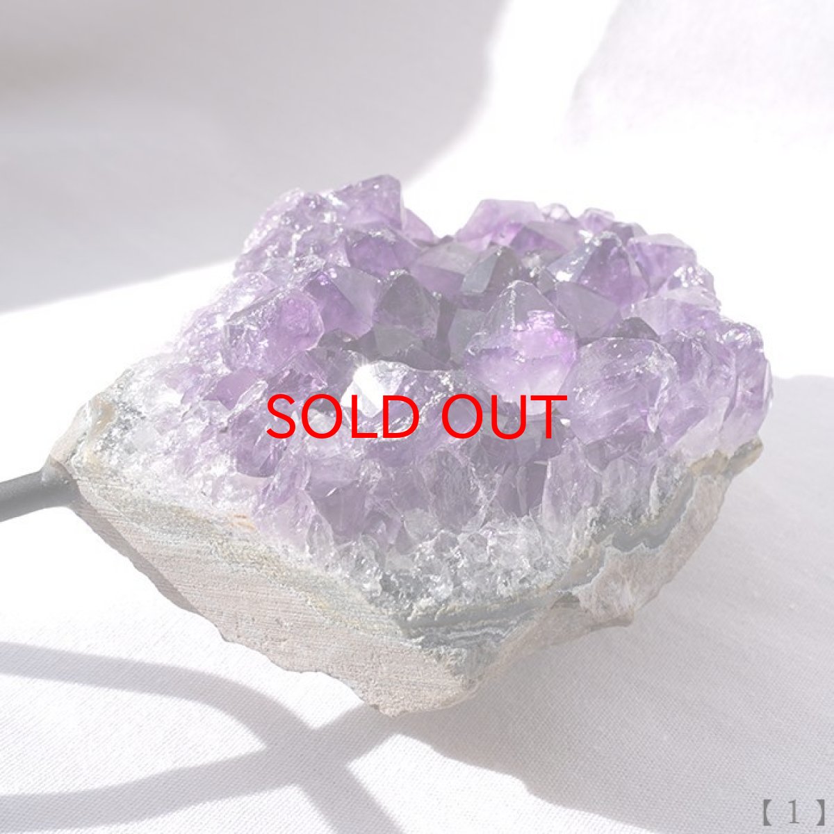 画像7: アメジスト原石 スタンド付き ブラジル産 アメジスト 原石  2月誕生石 天然石 パワーストーン 紫 パープル 紫水晶 amethyst 風水 置物 (7)