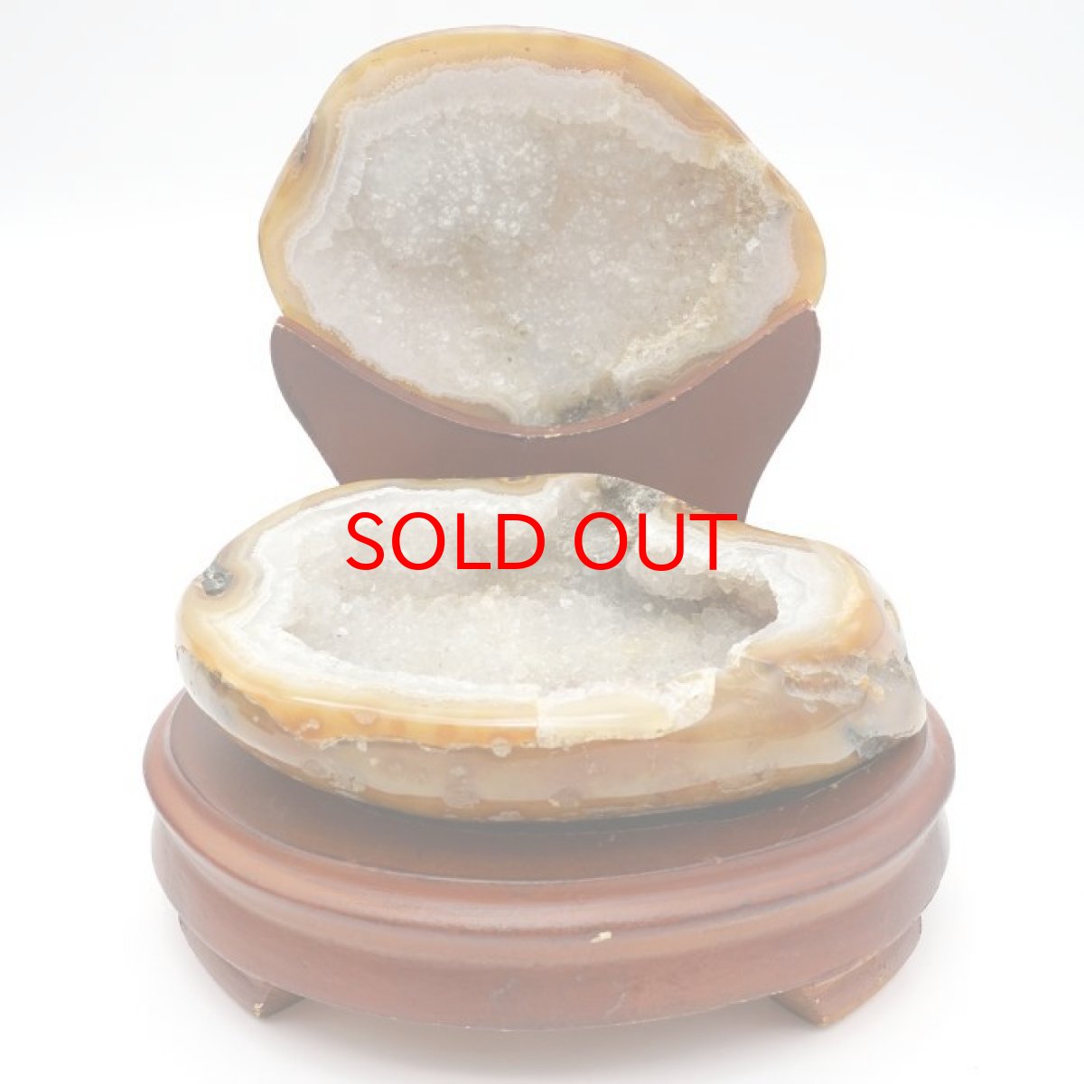 画像2: 【一点物】トレジャーメノウ 台付き ブラジル産 treasure agate 天然石 パワーストーン カラーストーン (2)