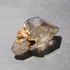 画像2: モンドクォーツエレスチャル 原石 タンザニア産 【 一点もの 】水晶 スモーキークォーツ エレスチャル 稀少石 浄化 天然石 パワーストーン (2)