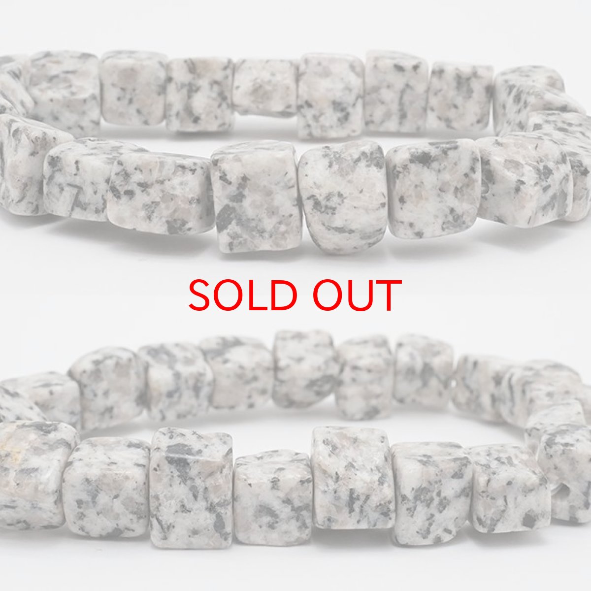 画像2: 姫神小桜石 ブレスレット  ラフ小サイズ(約8-10mm)  日本銘石 HIMEKAMI KOSAKURA Stone 岩手県 鉱物 天然石 パワーストーン カラーストーン (2)