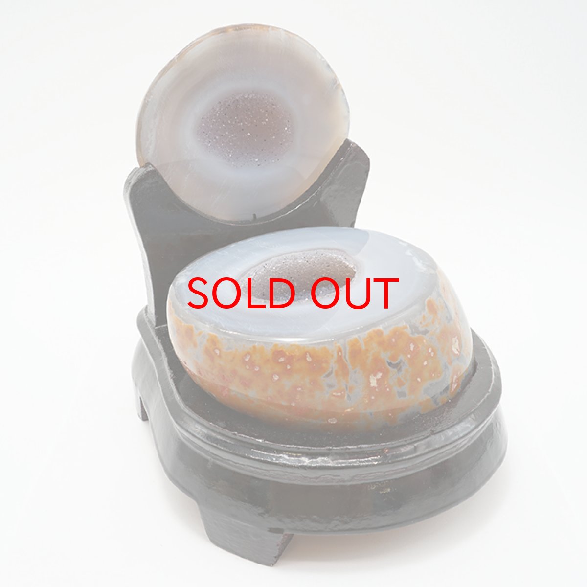 画像3: トレジャーメノウ 台付き ブラジル産 【一点物】 1.65kg treasure agate 天然石 パワーストーン カラーストーン (3)