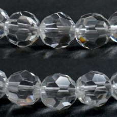 画像2: 【山梨甲府研磨】 天然水晶 8mm ハンドカット ブレスレット ブラジル産 手研磨 山梨県甲府市 職人 匠 宝石研磨 伝統技術 無処理 お守り 浄化 天然石 パワーストーン (2)