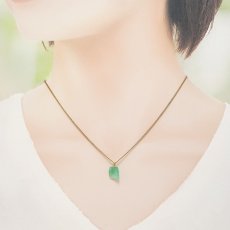 画像4: クリソプレーズ 原石 ペンダント トップ オーストラリア産 ラフ原石  Chrysoprase 5月 誕生石 鉱物ペンダント天然石 パワーストーン 原石ペンダント (4)