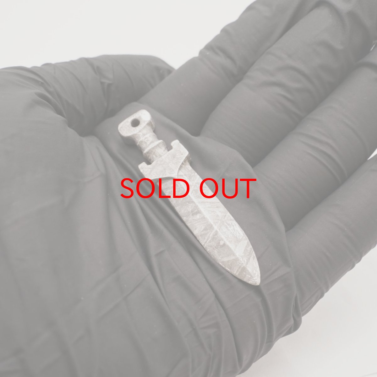 画像3: アルタイ隕石 彫り物 剣 新疆ウイグル産 【 一点物 】 Altai meteorite 隕石 チャネリング 浄化 天然石 パワーストーン カラーストーン (3)