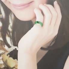 画像7: ミャンマー翡翠 くりぬきリング ミャンマー産【 一点もの 】Jade リング ミャンマー翡翠 天然翡翠 ひすい ヒスイ 5月誕生石 指輪 天然石 パワーストーン カラーストーン (7)