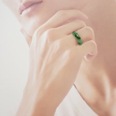画像8: ミャンマー翡翠 くりぬきリング ミャンマー産【 一点もの 】Jade リング ミャンマー翡翠 天然翡翠 ひすい ヒスイ 5月誕生石 指輪 天然石 パワーストーン カラーストーン (8)
