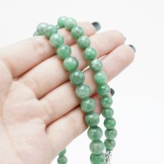 画像5: ミャンマー翡翠 7-8mm 連 ミャンマー産 【一点もの】 翡翠 Myanmar Jade 本翡翠 ひすい グリーン 連材 1連 お守り 浄化 天然石 パワーストーン (5)