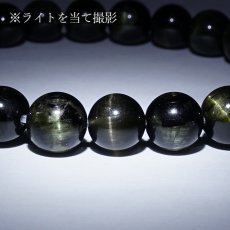 画像4: グリーントルマリンキャッツアイ ブレスレット 8.5mm【一点物】ブラジル産 Green Tourmaline Cat's Eye 天然石 パワーストーン カラーストーン (4)