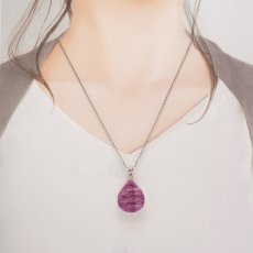 画像4: ルビー ペンダントトップ 原石 劈開 SV925 ザンビア産 【一点もの】 Ruby 覆輪 フクリン 7月誕生石 シルバー 日本製 天然石 パワーストーン (4)