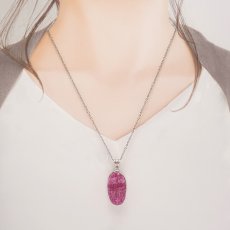 画像4: ルビー ペンダントトップ 原石 劈開 SV925 ザンビア産 【一点もの】 Ruby 覆輪 フクリン 7月誕生石 シルバー 日本製 天然石 パワーストーン (4)
