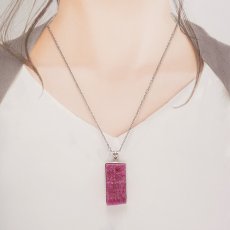 画像4: ルビー ペンダントトップ 原石 劈開 SV925 ザンビア産 【一点もの】 Ruby 覆輪 フクリン 7月誕生石 シルバー 日本製 天然石 パワーストーン (4)