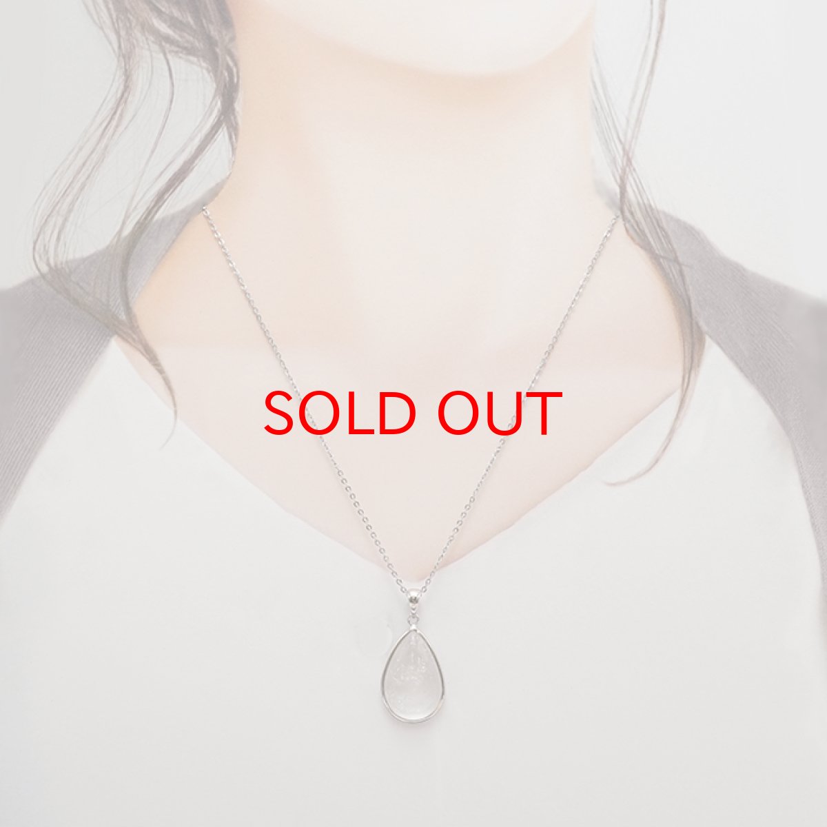 画像4: ハイアライトオパール ペンダントトップ SV925 ドロップ メキシコ産【 一点もの 】Hyalite Opal 覆輪 フクリン 天然石 パワーストーン カラーストーン (4)