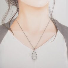 画像4: ハイアライトオパール ペンダントトップ SV925 ドロップ メキシコ産【 一点もの 】Hyalite Opal 覆輪 フクリン 天然石 パワーストーン カラーストーン (4)