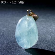 画像4: グランディディエライト ペンダントトップ K18 マダガスカル産 タンブル 【一点物】 Grandidierite 日本製 自社製 天然石 パワーストーン カラーストーン (4)