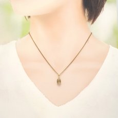 画像4: ダイアスポアキャッツアイ ペンダントトップ K18 3.45ct トルコ産 【一点物】Diaspore cat's eye 非加熱 天然 日本製 天然石 パワーストーン カラーストーン (4)